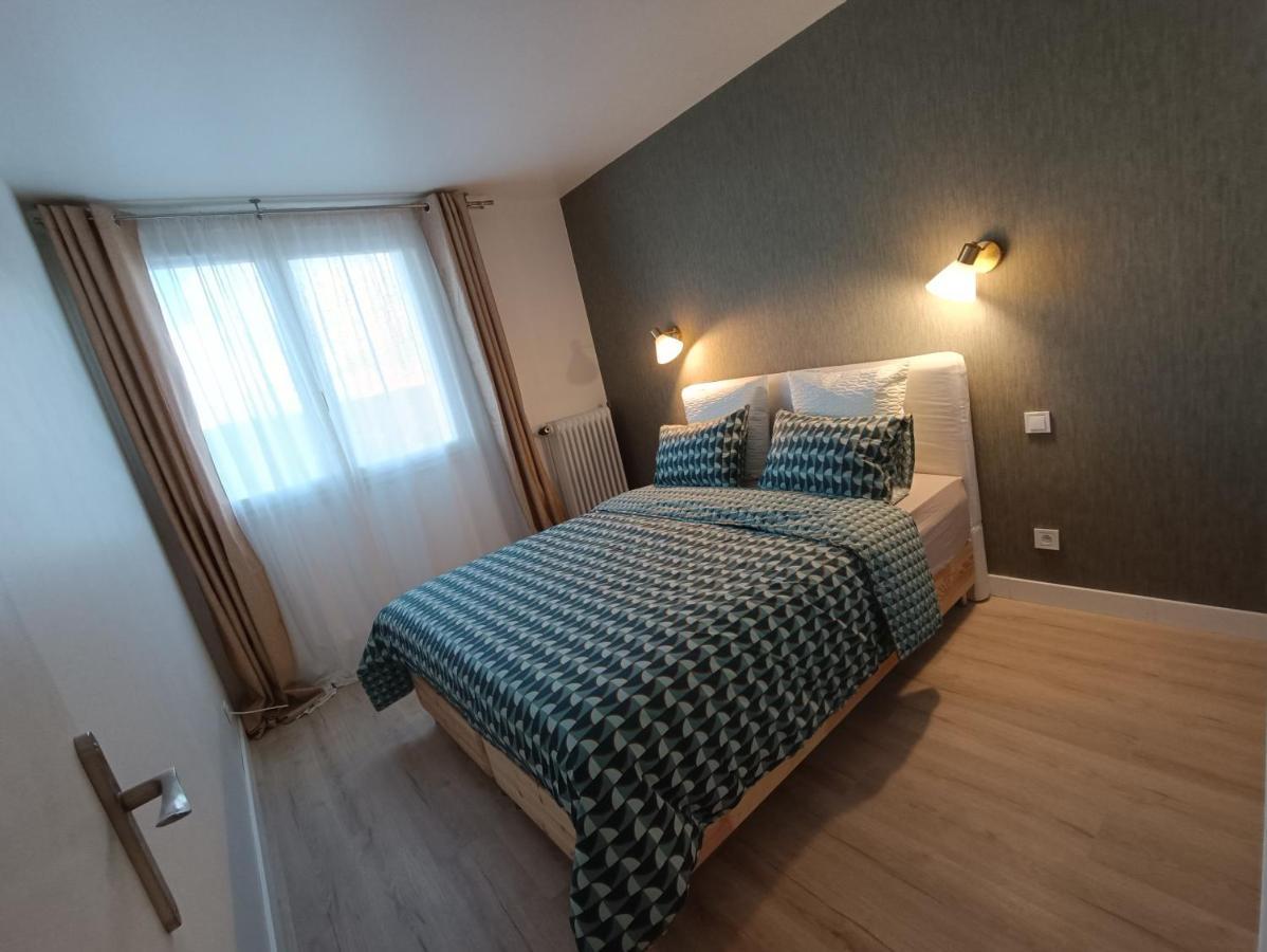 Chelles Centre Ville 2 Chambres Pres Des Bords De Marne 10 Minutes A Pieds De La Gare De Chelles-Gournay 5 Minutes De La Gare De Vaires-Sur-Marne 20 Minutes De Disneyland Jusqu'A 5 Couchages Possibles Esterno foto