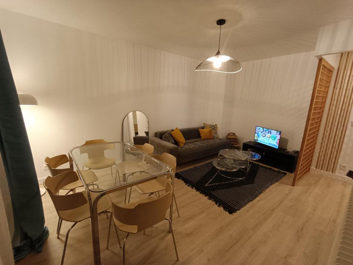 Chelles Centre Ville 2 Chambres Pres Des Bords De Marne 10 Minutes A Pieds De La Gare De Chelles-Gournay 5 Minutes De La Gare De Vaires-Sur-Marne 20 Minutes De Disneyland Jusqu'A 5 Couchages Possibles Esterno foto