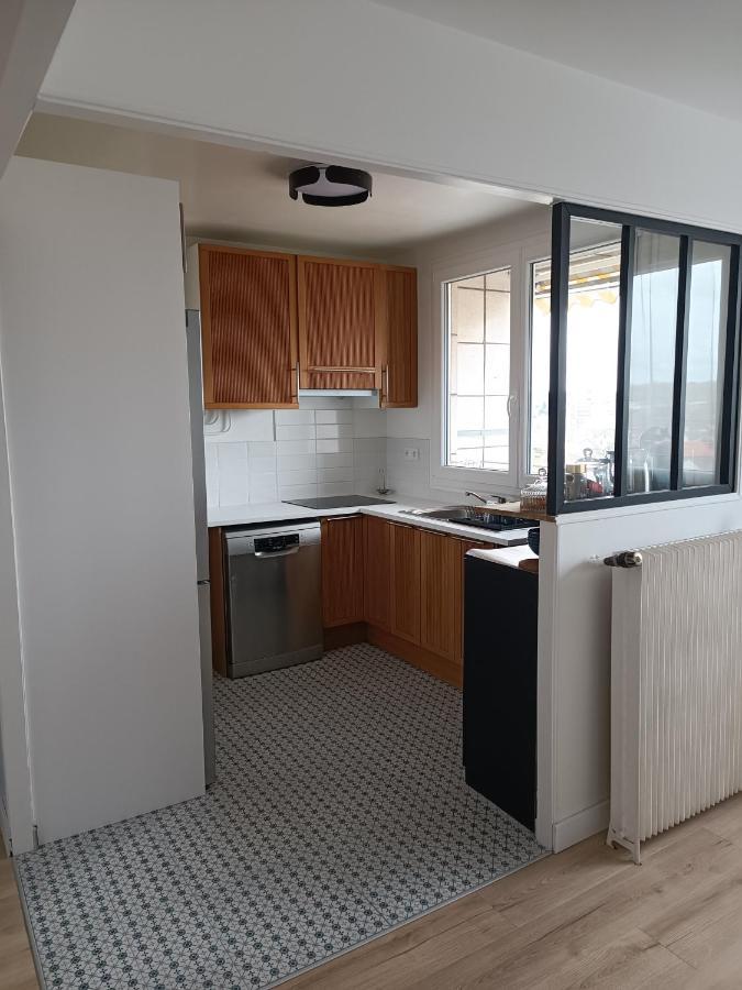 Chelles Centre Ville 2 Chambres Pres Des Bords De Marne 10 Minutes A Pieds De La Gare De Chelles-Gournay 5 Minutes De La Gare De Vaires-Sur-Marne 20 Minutes De Disneyland Jusqu'A 5 Couchages Possibles Esterno foto