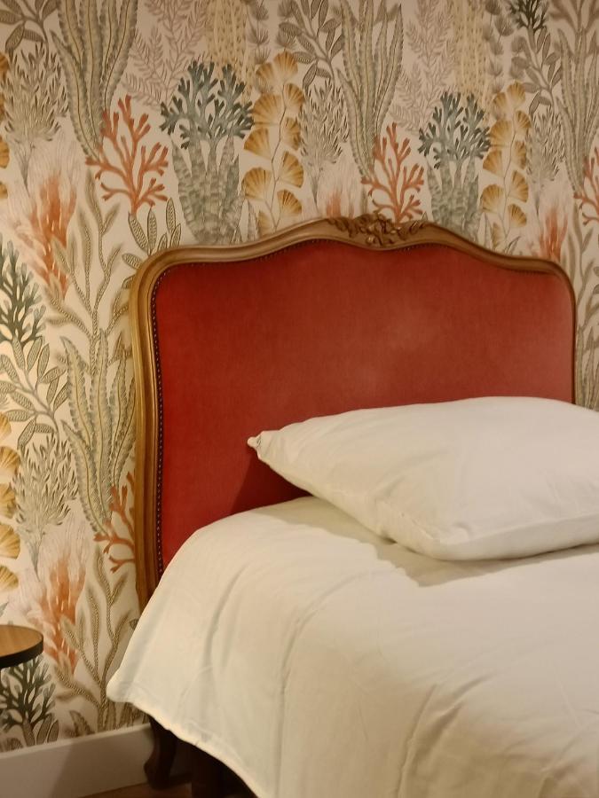 Chelles Centre Ville 2 Chambres Pres Des Bords De Marne 10 Minutes A Pieds De La Gare De Chelles-Gournay 5 Minutes De La Gare De Vaires-Sur-Marne 20 Minutes De Disneyland Jusqu'A 5 Couchages Possibles Esterno foto