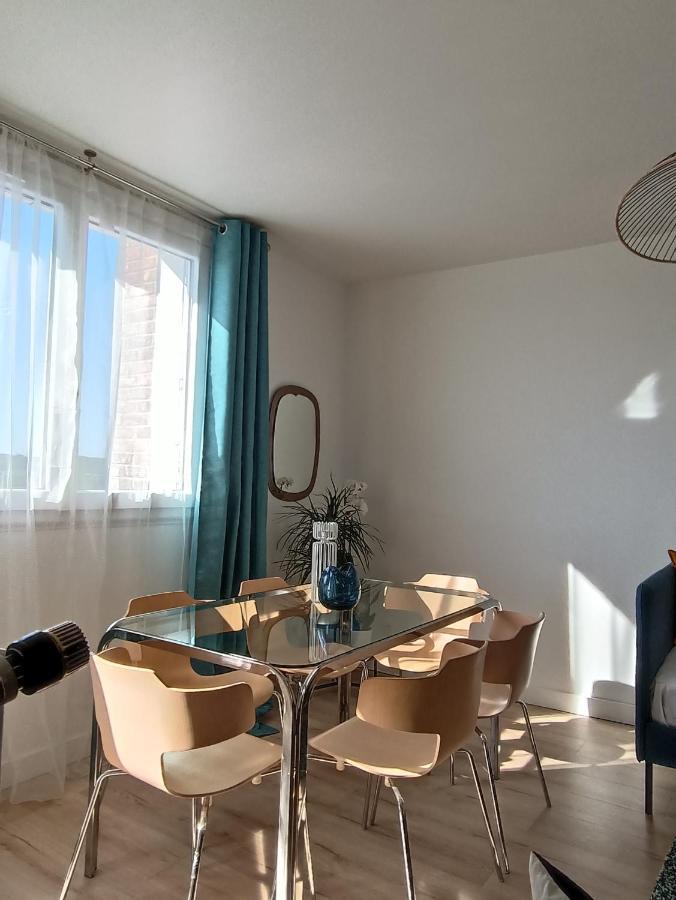 Chelles Centre Ville 2 Chambres Pres Des Bords De Marne 10 Minutes A Pieds De La Gare De Chelles-Gournay 5 Minutes De La Gare De Vaires-Sur-Marne 20 Minutes De Disneyland Jusqu'A 5 Couchages Possibles Esterno foto